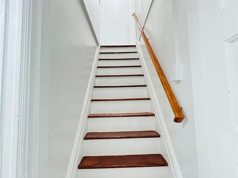 622 Cleveland St — Photo 24