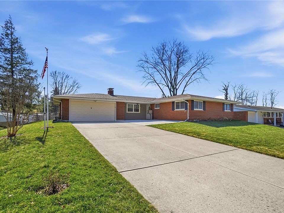 1st image of 3129 E High St