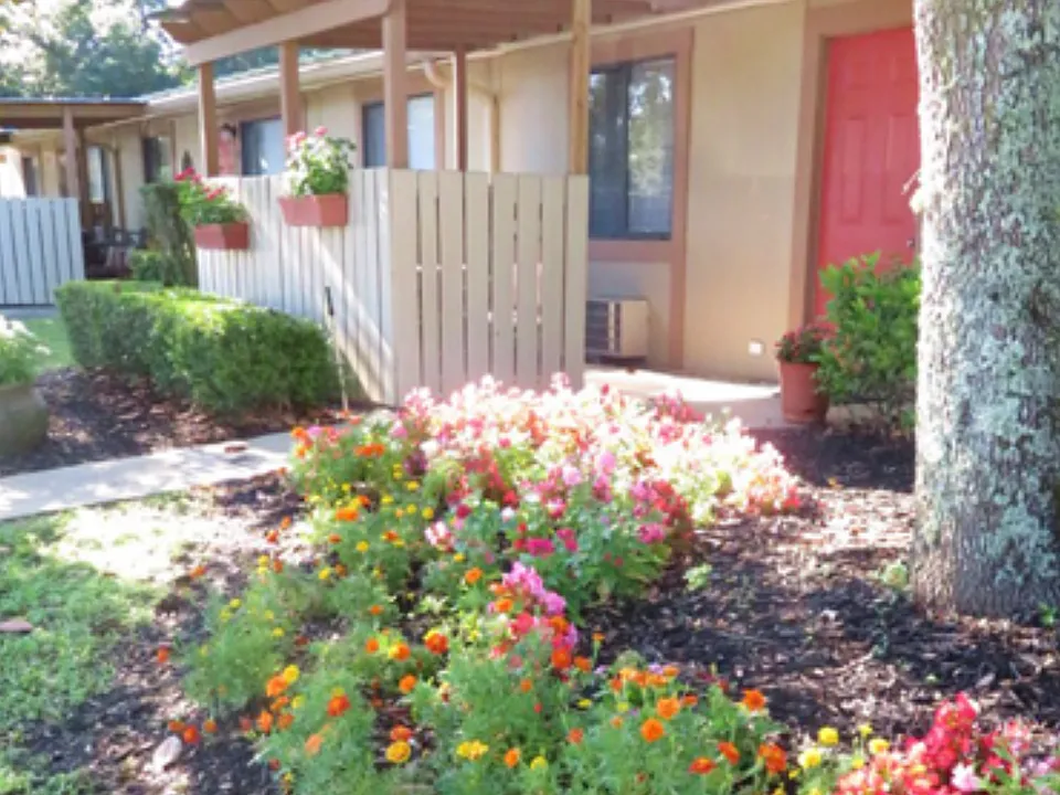 Clara Place Apartments