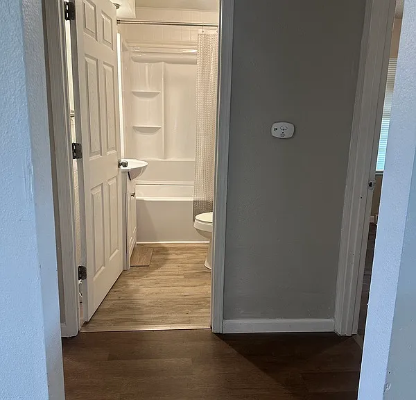 120 Lakeside Ave — Photo 7