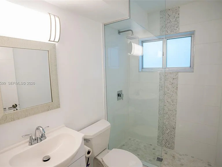 3755 NE 167th St #8 — Photo 14