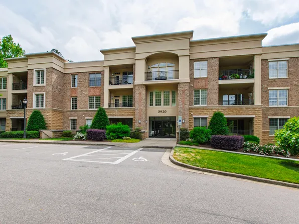3920 Essex Garden Ln APT 304, Raleigh, NC 27612