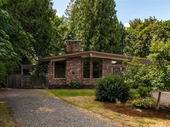 260 Dogwood Ave, Duncan, BC V9L 1H4