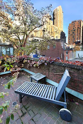 Sold by Sotheby's International Realty | media 55