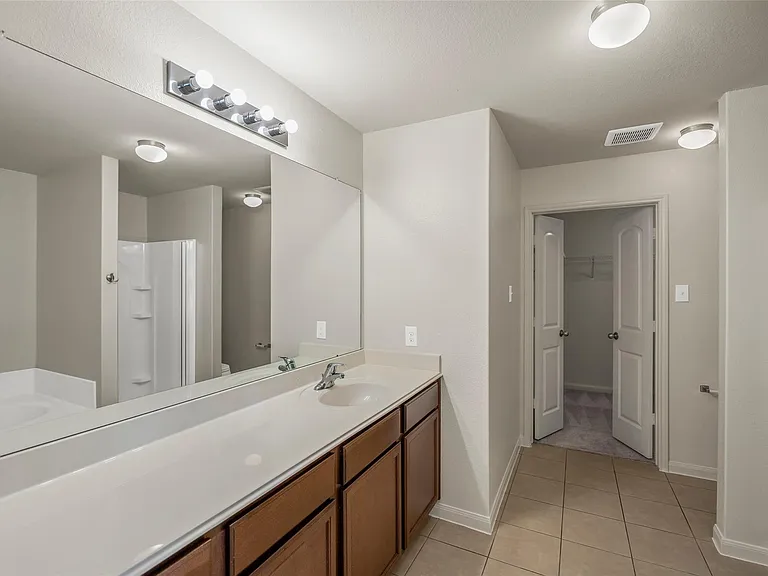 20803 Bastion Settle Dr — Photo 17