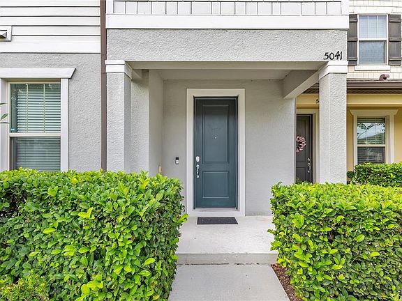 3rd image of 5041 Caspian St