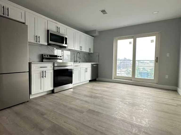 1407-11 Point Breeze Ave — Photo 5
