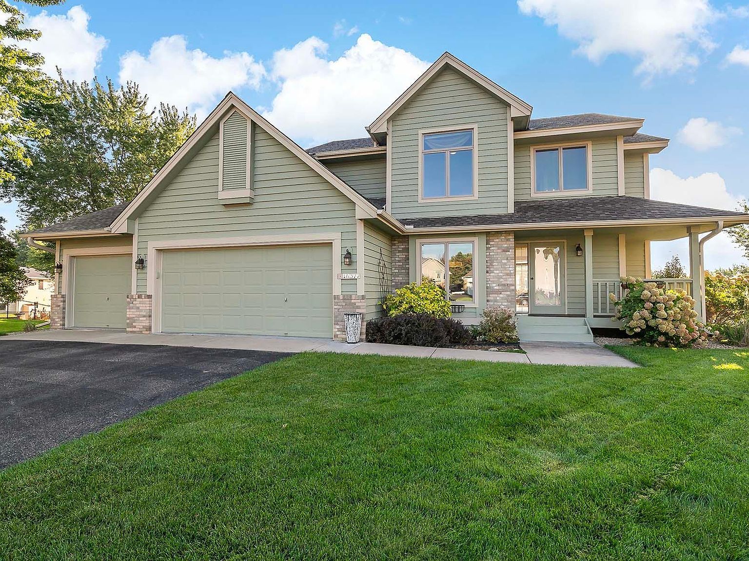 16377 Greenbriar Ct, Lakeville, MN 55044 | Zillow