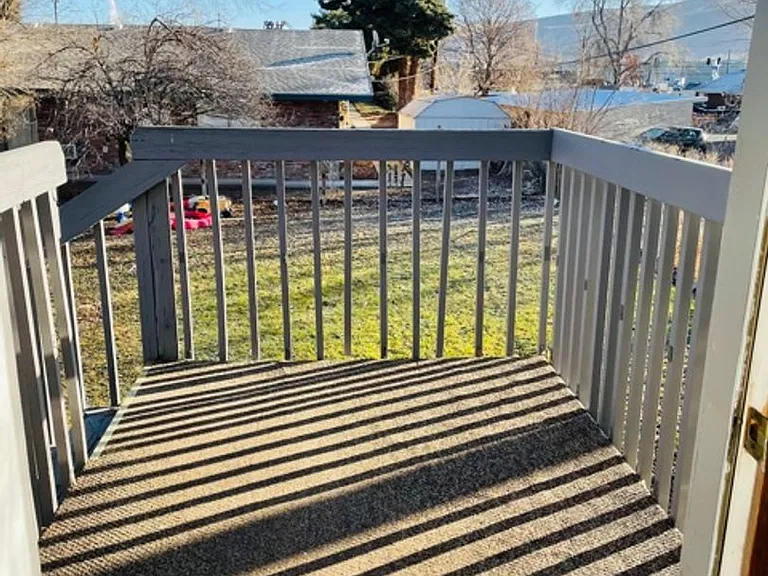 206 W Yakima Ave — Photo 12
