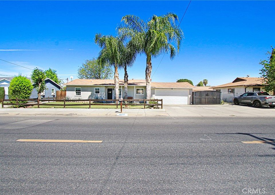 1st image of 40796 Whittier St