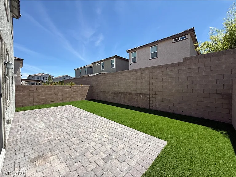7293 Saxby Ave — Photo 24