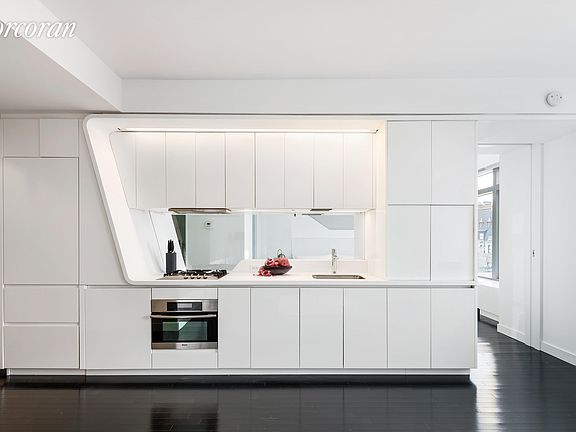3rd image of 123 Washington St APT 26D