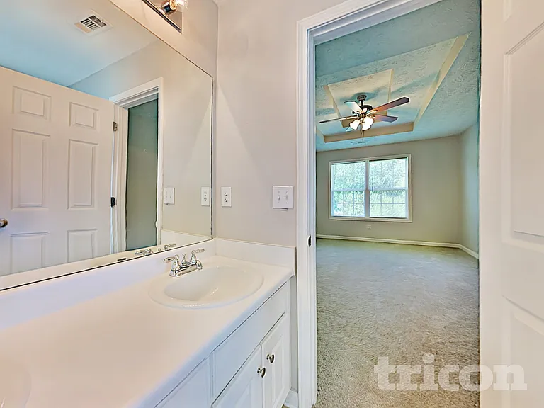 460 Vinemont Rdg — Photo 13