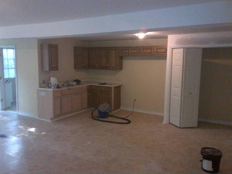 2nd image of 1511 McCormick St