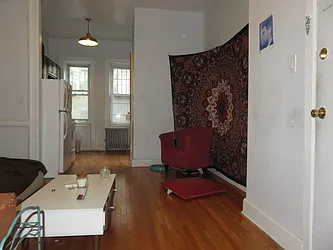 Rented by Rennit Inc.