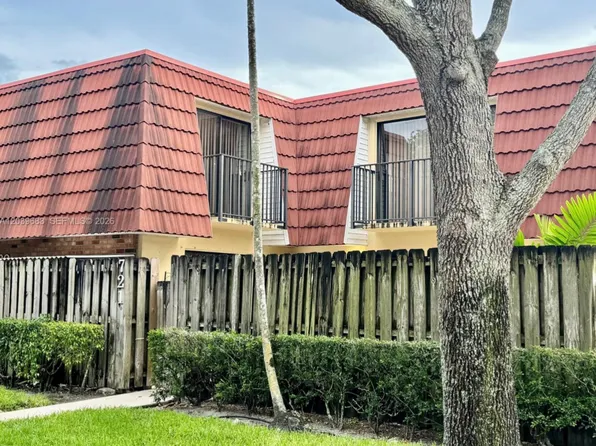 721 NW 99th Cir, Fort Lauderdale, FL 33324
