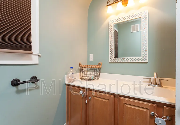 1829 Merriman Ave — Photo 15