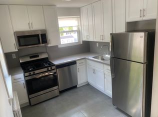 224-65 67th Ave #2BBB, Oakland Gardens, NY 11364