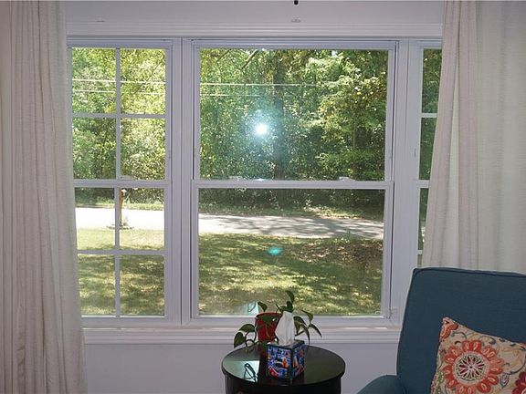 5th image of 2163 Lilac Ln