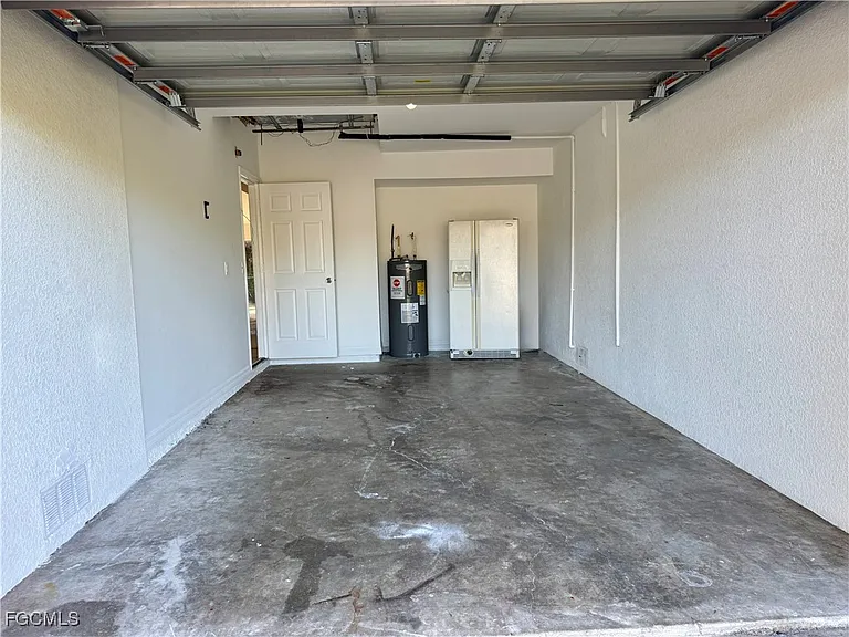 10743 Robinson St — Photo 11