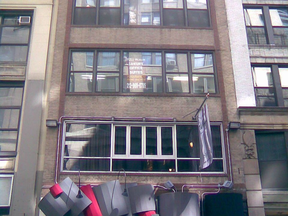 1st image of 128 W 26th St Fl 1