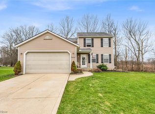 6252 W Breezeway Dr, North Ridgeville, OH 44039