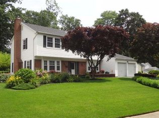 75 Niagara Ln, Willingboro, NJ 08046
