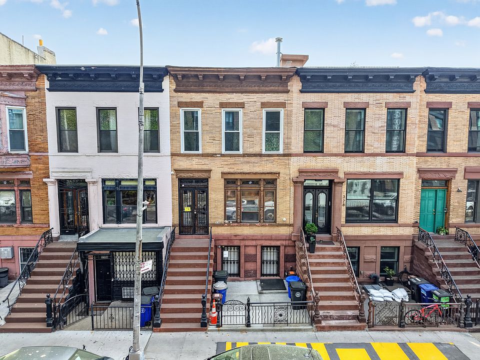 1st image of 330 Lafayette Ave #3
