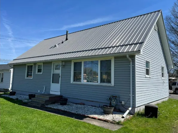 303 Sunset Ter, Elmira, NY 14903