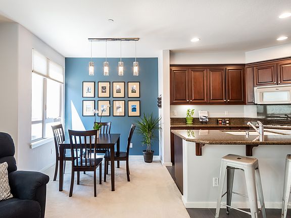 5th image of 5507 W 149th Pl Unit 15