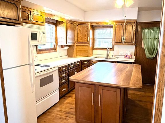 4th image of 318 South St