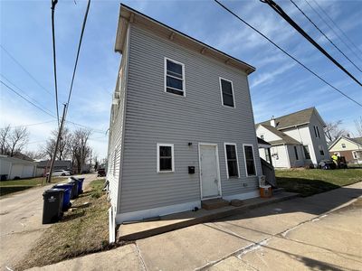 401 7th Ave SW, Cedar Rapids, IA, 52404