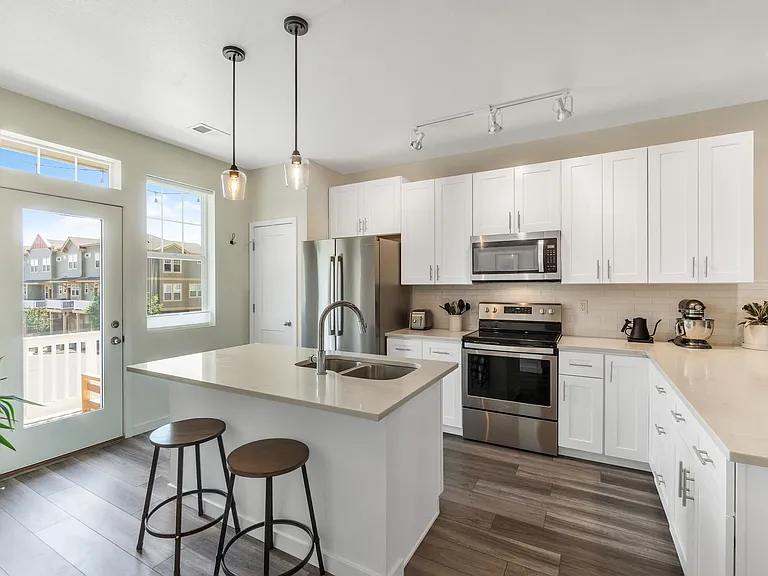 12875 King St — Photo 5
