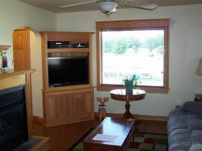 5th image of 2825 White Oak Ave