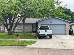 10322 Clark Tower Ln, Sugar Land, TX 77498