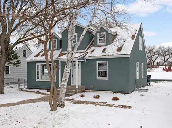 1363 6th St E, Saint Paul, MN 55106