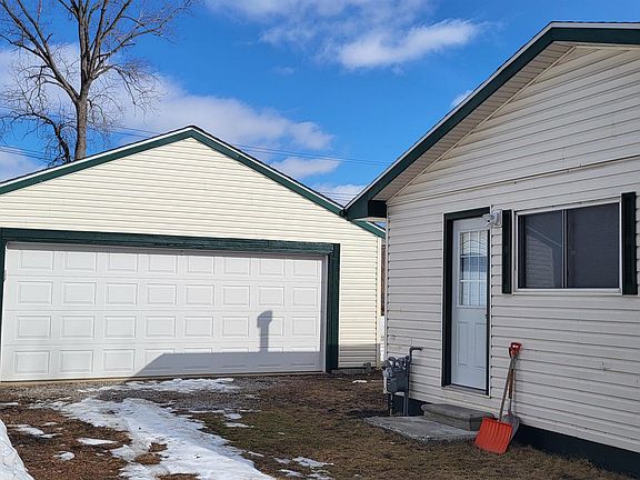 4th image of 1763 Oak St