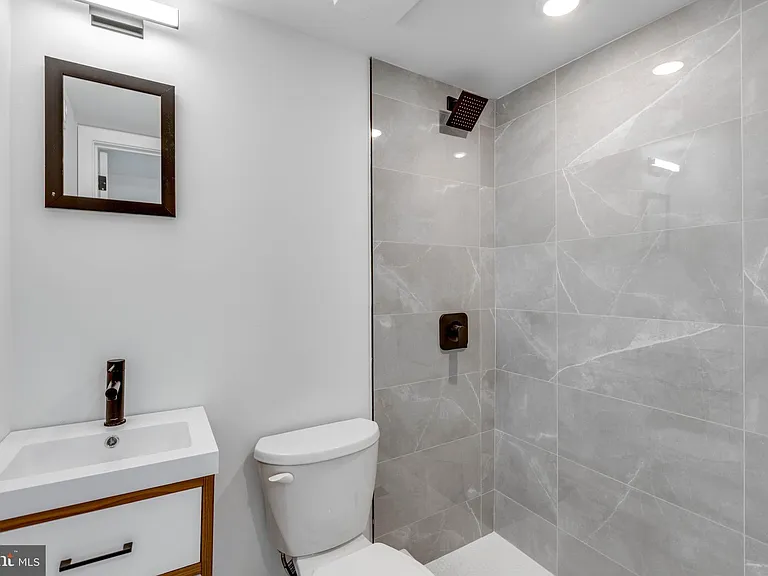 4220 Baltimore Ave #4 — Photo 5