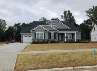 36313 Capri Ln N, North Ridgeville, OH 44039