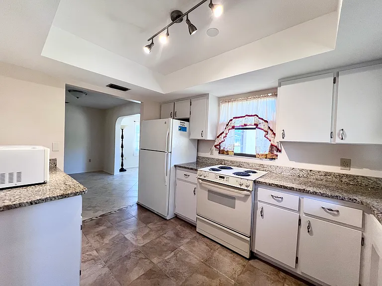 3264 Virginia Rd — Photo 7