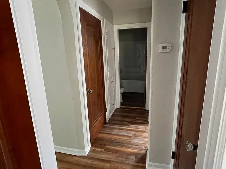 1008 Warwick Pl — Photo 7