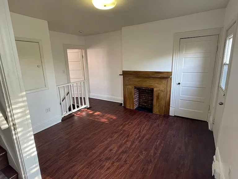 516 Natchez St — Photo 11