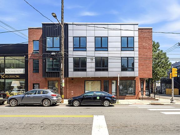 3rd image of 2001-05 Frankford Ave #1