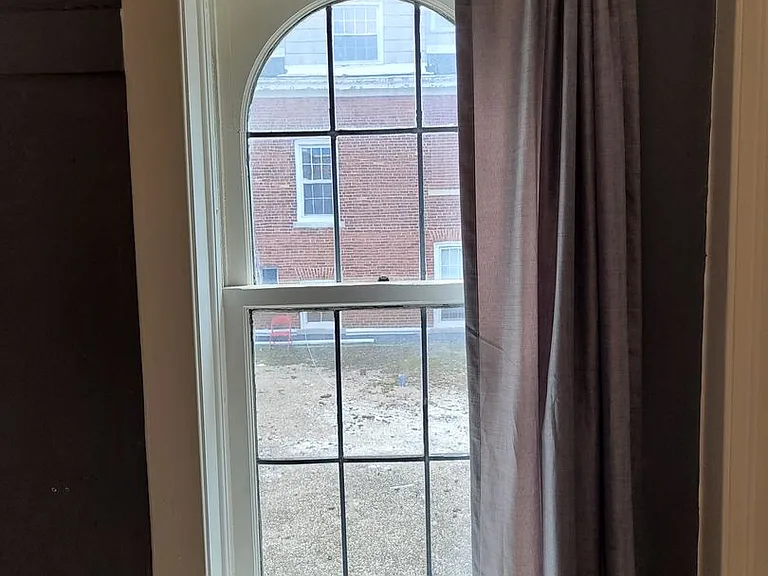 Cass Street Apartments — Photo 29
