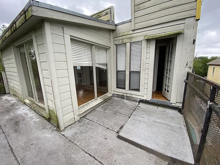406 Hawthorne St — Photo 33