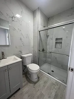 Rented by Standard Living Realty Inc | media 18