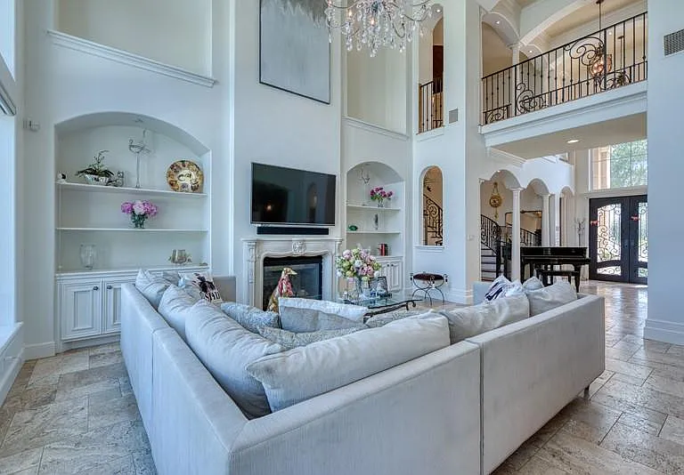 5623 Waters Landing Ln — Photo 11