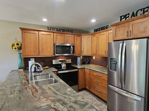 2777 S Kihei Rd APT F102, Kihei, HI 96753