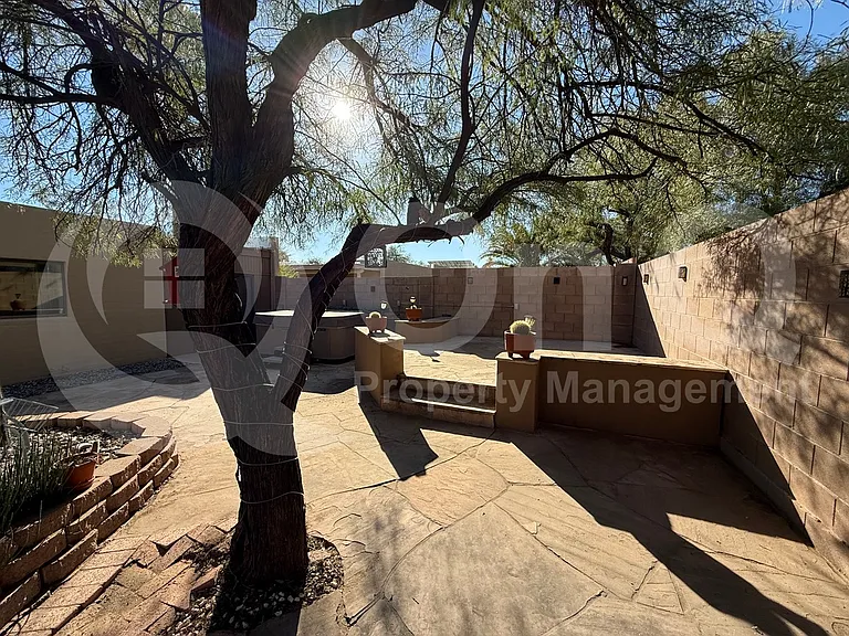 1817 N Evelyn Ave — Photo 13