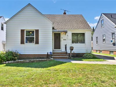 13302 Thraves Rd, Garfield Heights, OH, 44125